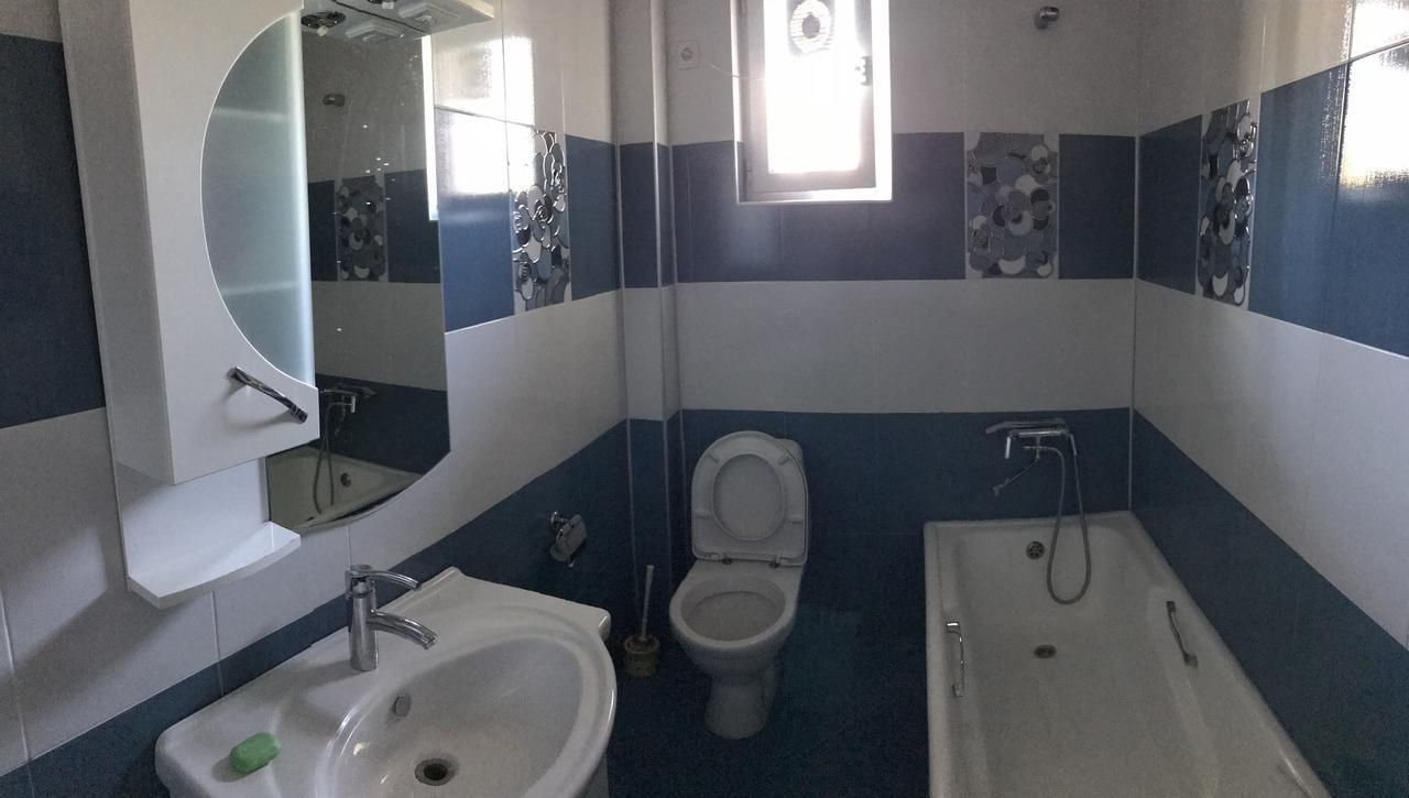 Bajo Guest House Kutaisi Eksteriør bilde